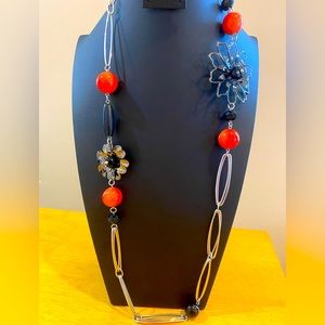 Fun flower power necklace!